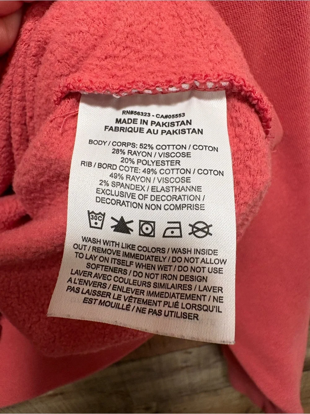Nike Women’s Crewneck Sweatshirt Size Medium coral pink W039